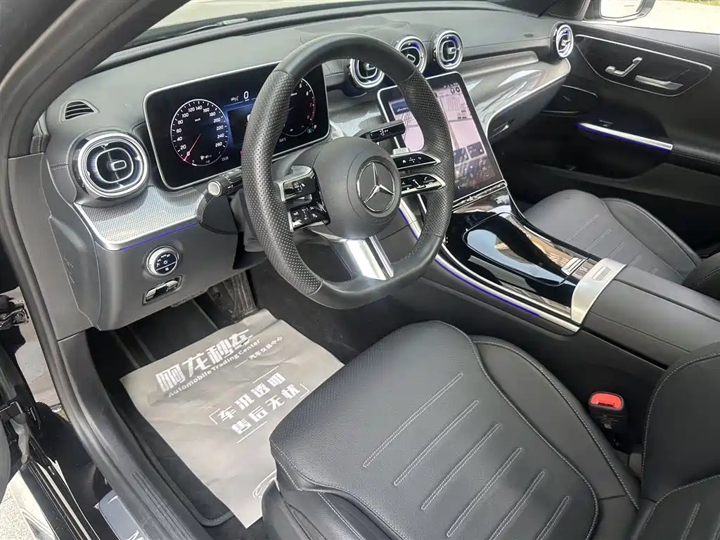 Mercedes-Benz C-Class — миниатюра 10