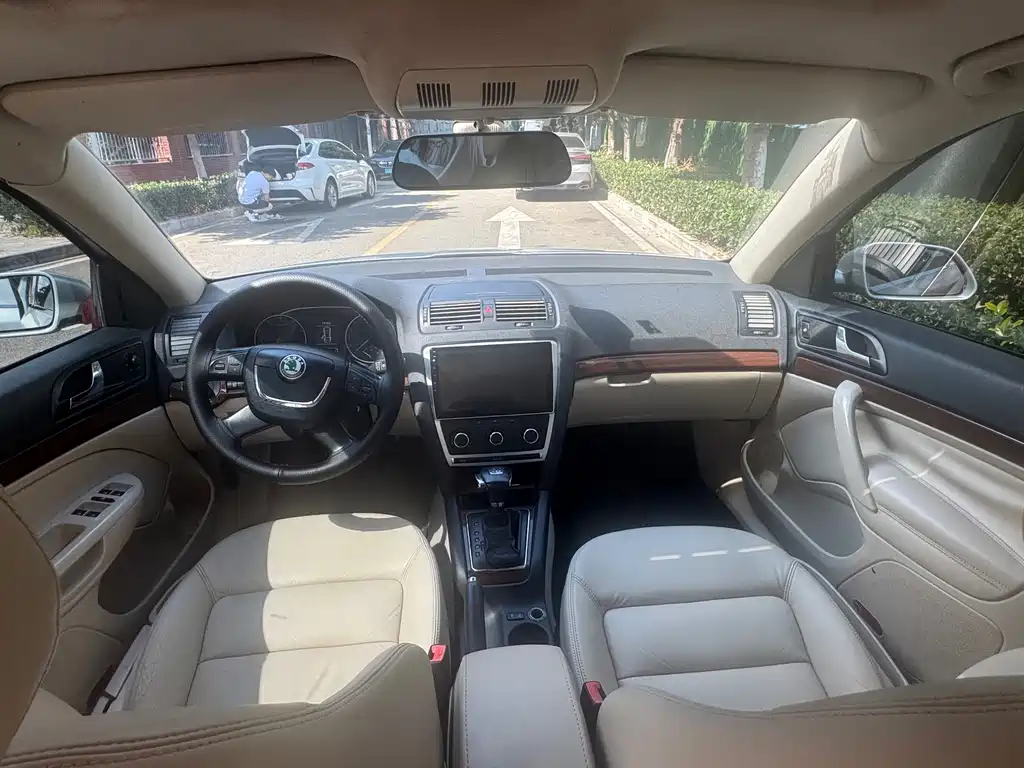 Skoda Octavia — миниатюра 13
