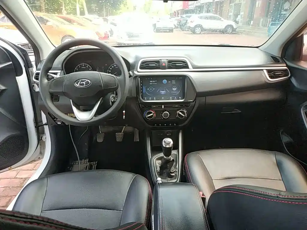 Hyundai Verna - фото 10