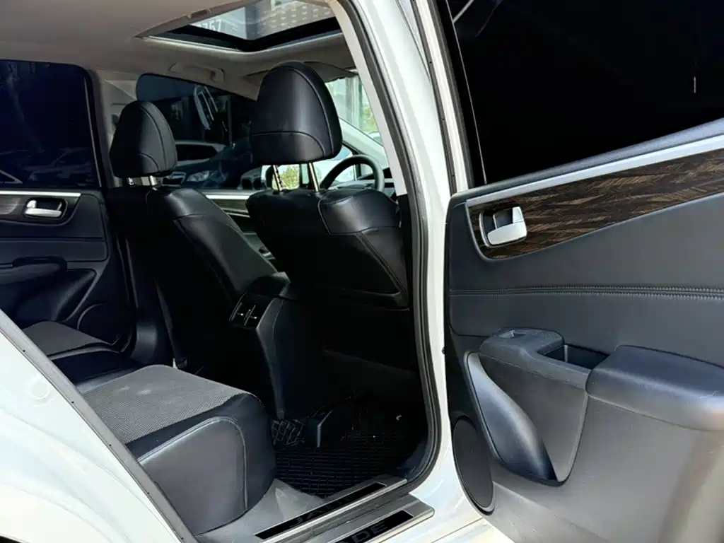 Honda Jade — миниатюра 10
