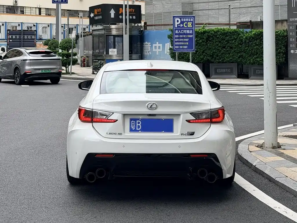 Lexus RC F — миниатюра 4