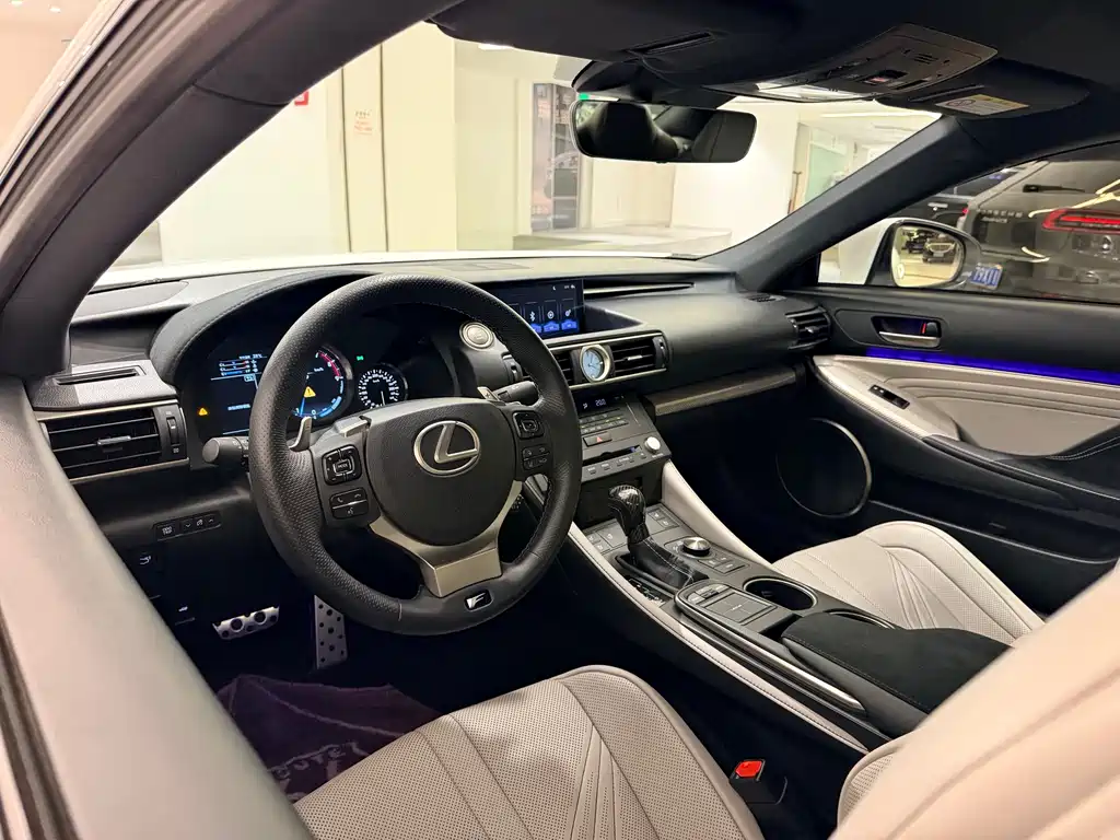 Lexus RC F — миниатюра 6