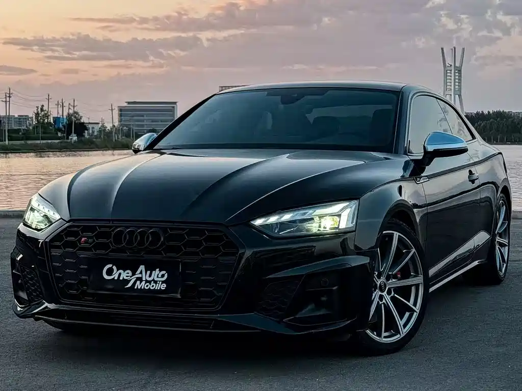 Audi S5