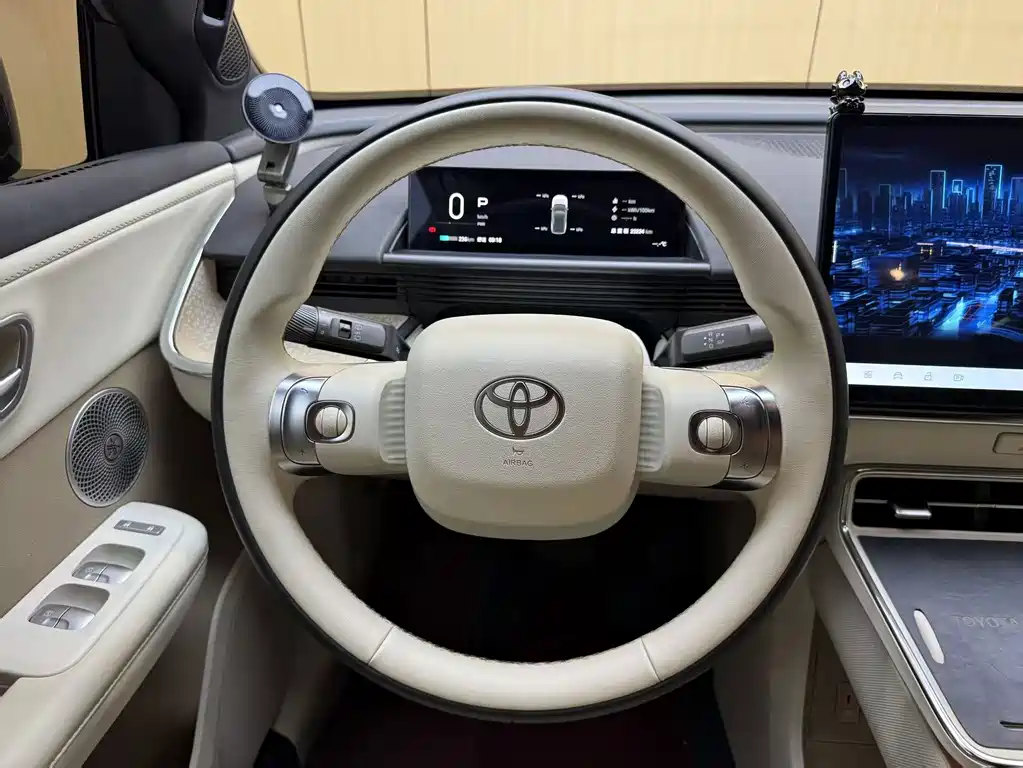 Toyota bZ3X — миниатюра 5
