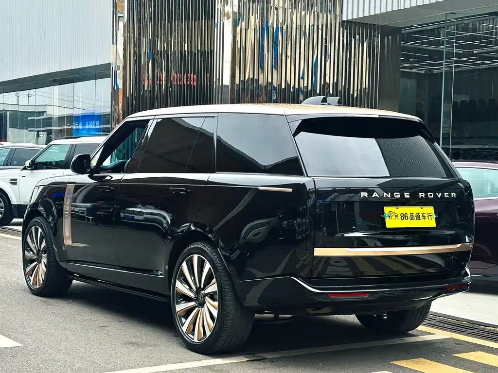 Land Rover Range Rover — миниатюра 4
