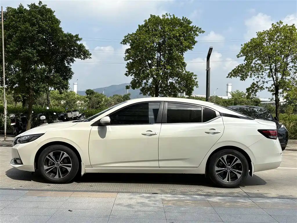 Nissan Sylphy — миниатюра 3