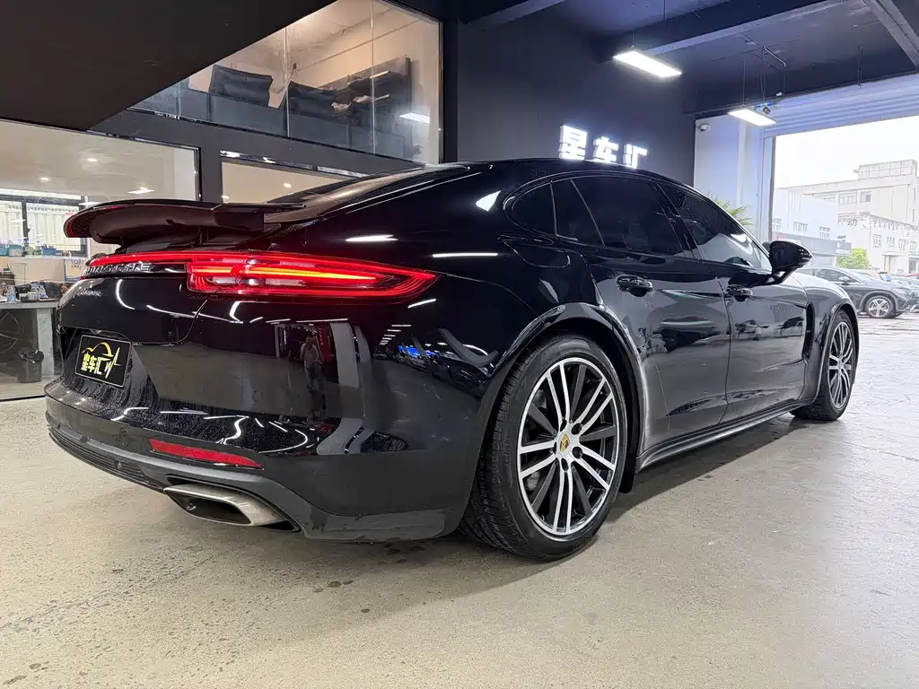 Porsche Panamera — миниатюра 14