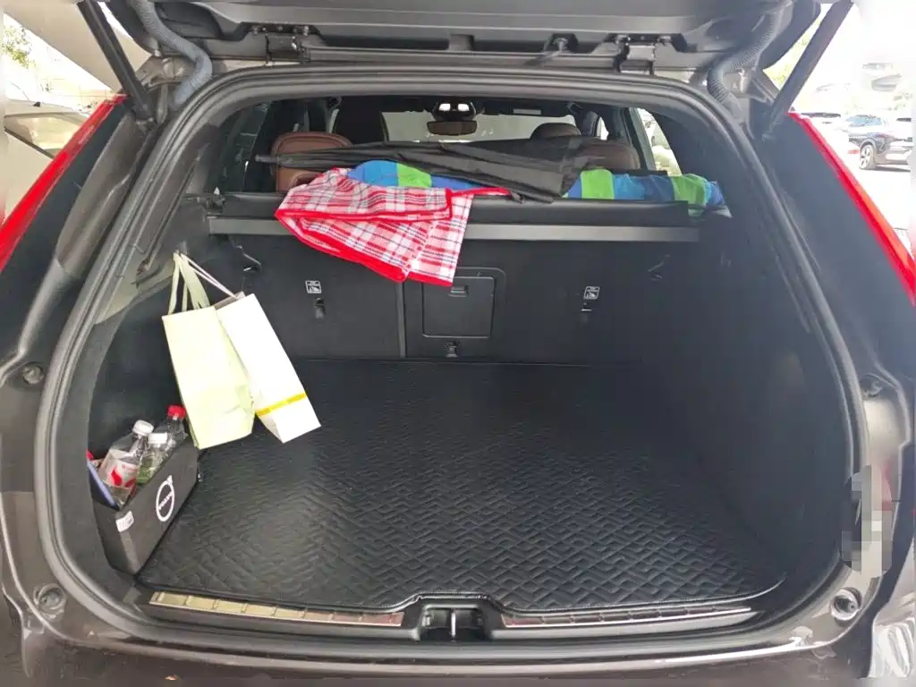 Volvo XC60 — миниатюра 15
