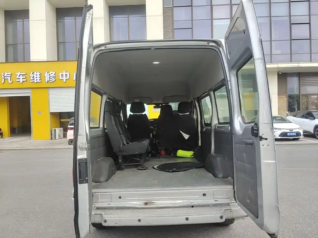 Ford Transit Custom — миниатюра 22