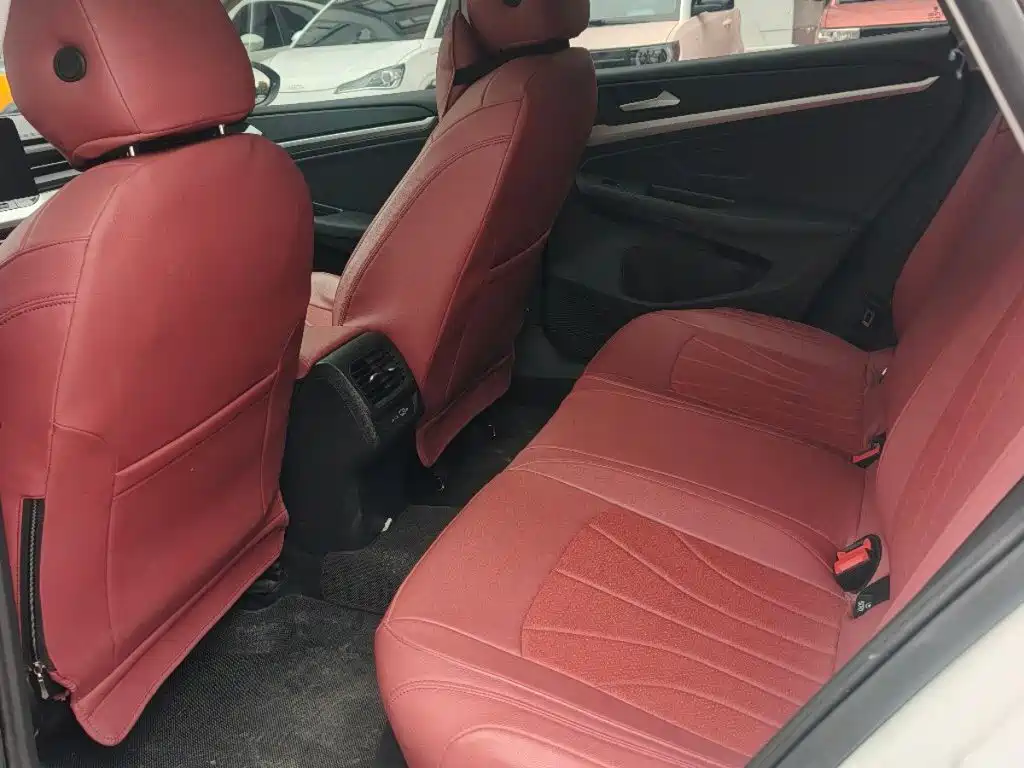 Volkswagen Lamando — миниатюра 4