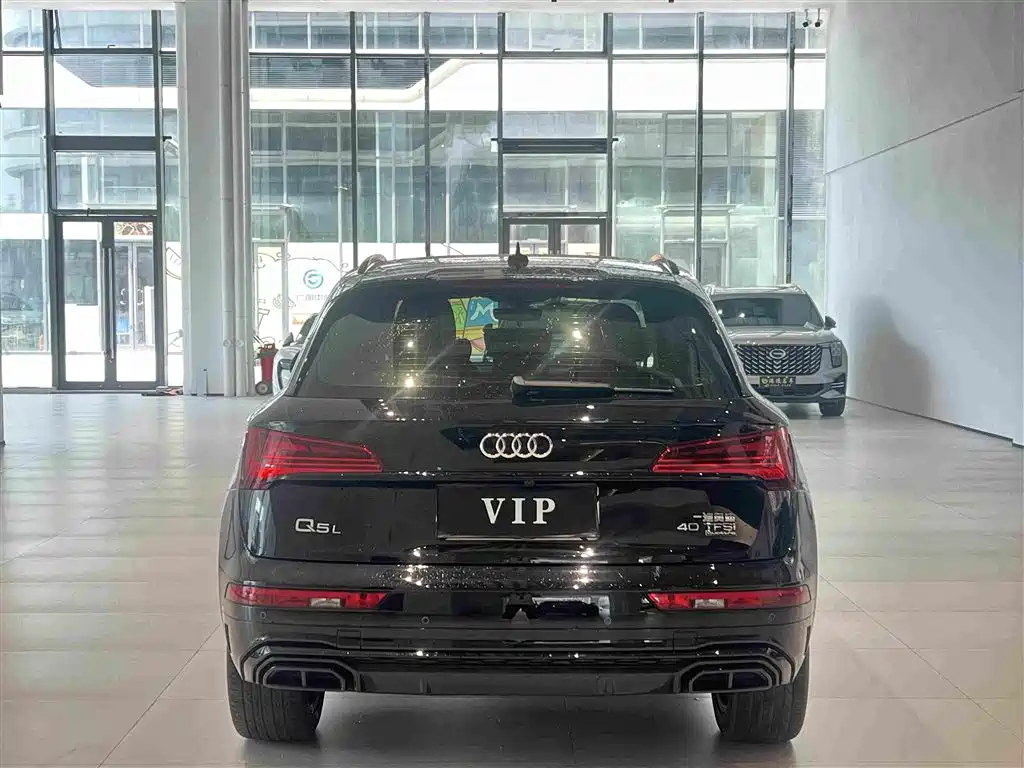 Audi Q5L — миниатюра 8