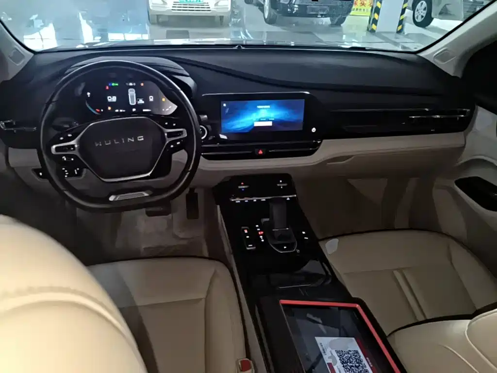 Wuling Victory — миниатюра 10