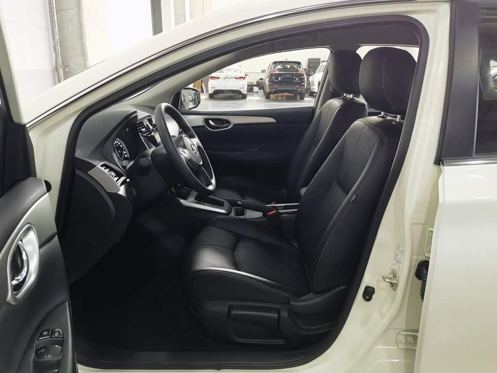 Nissan Sylphy 1.6 л 2023 г. Белый, пробег 47900 км