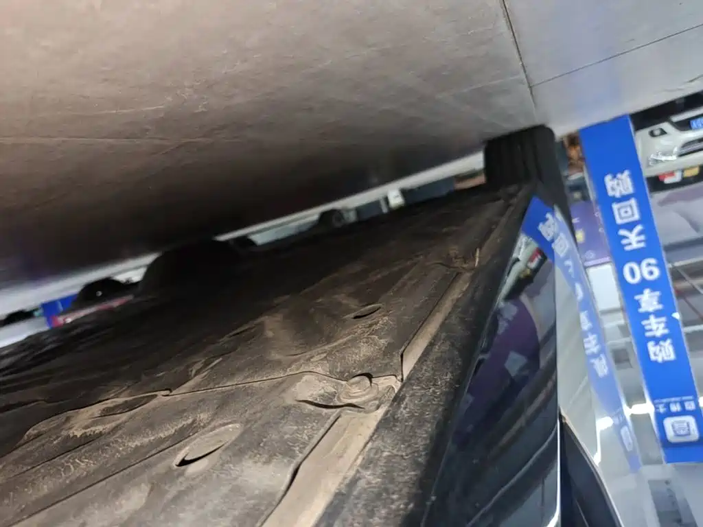 Li Auto Li MEGA — миниатюра 21