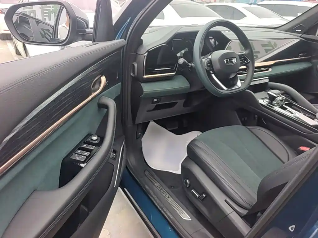 Geely Xingyue L — миниатюра 16