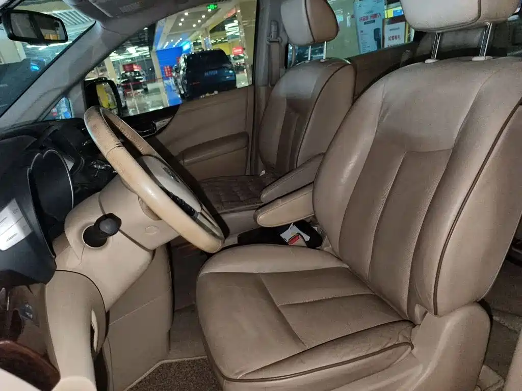 Nissan Quest — миниатюра 11