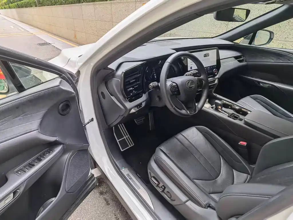 Lexus RX 2023 500h F SPORT Performance