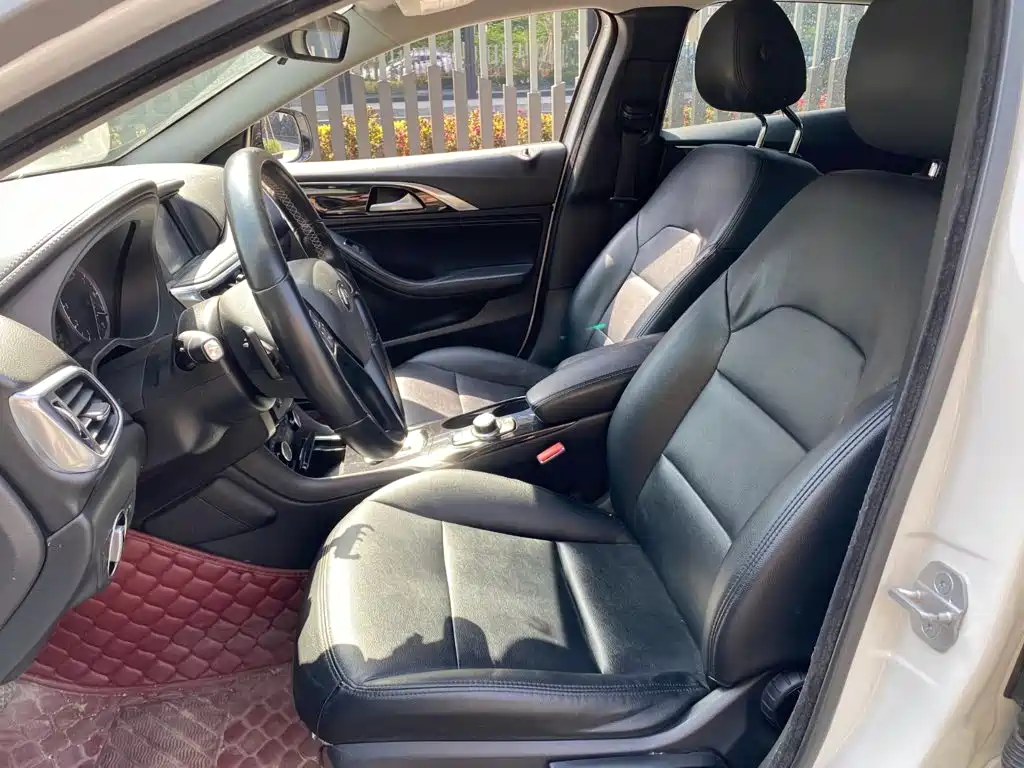 Infiniti QX30 — миниатюра 8
