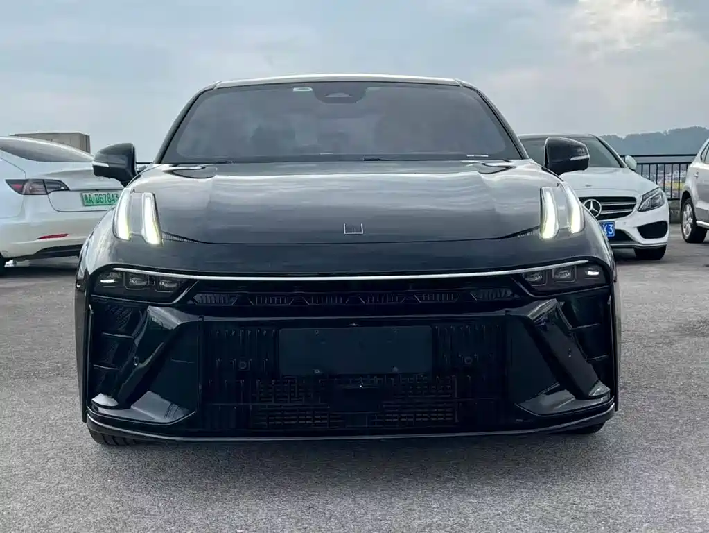 Lynk & Co 03 — миниатюра 2