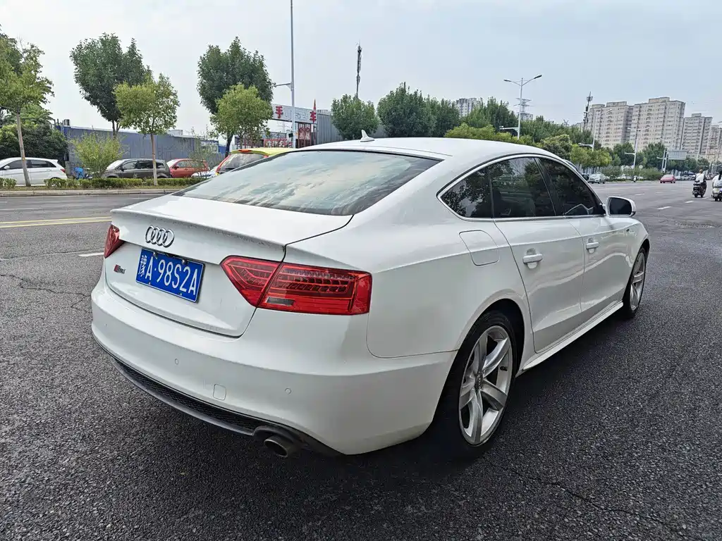 Audi A5 (Import) — миниатюра 11