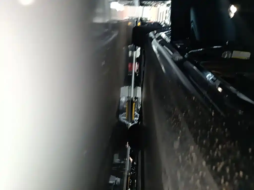 Tesla Model 3 — миниатюра 21