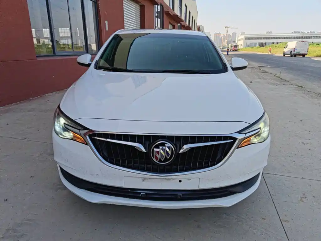 Buick Excelle — миниатюра 3