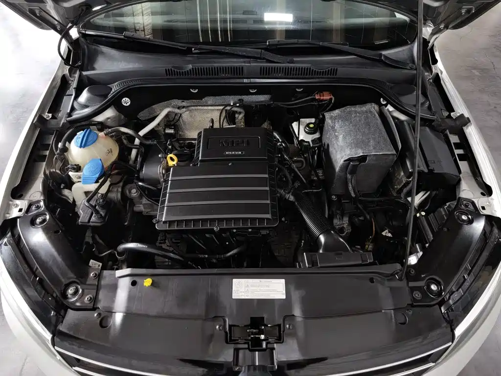 Volkswagen Sagitar — миниатюра 6