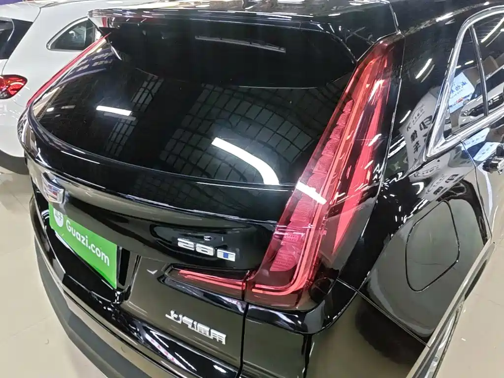 Cadillac XT4 — миниатюра 8