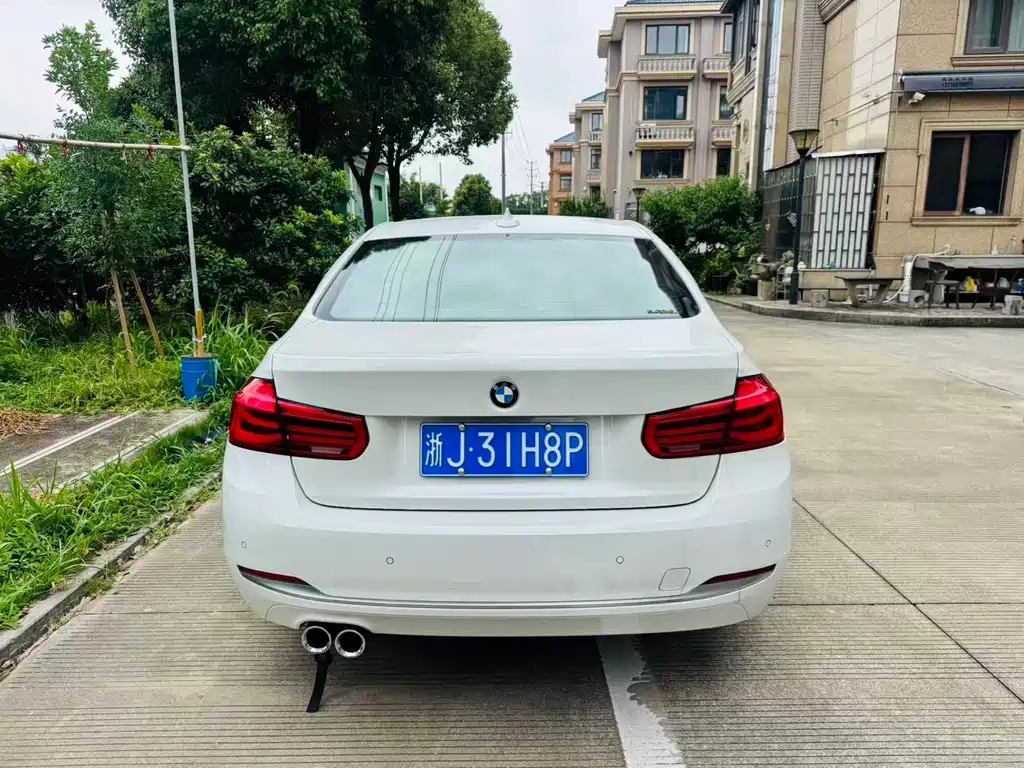 BMW 3 Series — миниатюра 7