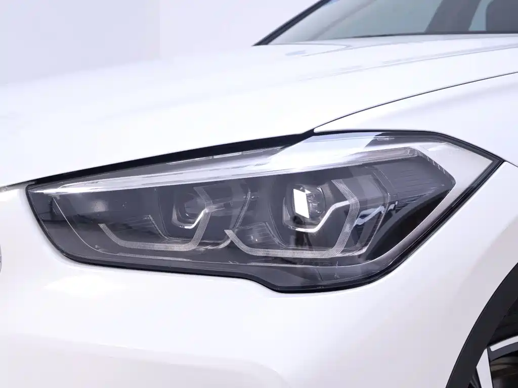 BMW X1 — миниатюра 4