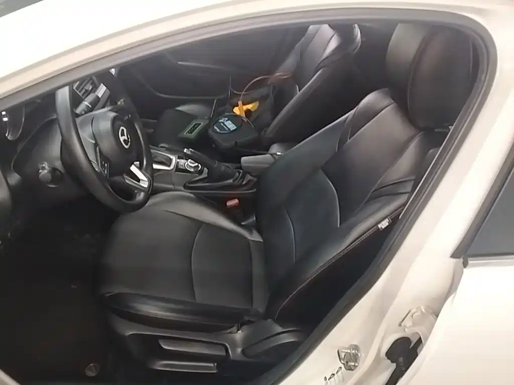 Mazda 3 Axela — миниатюра 15