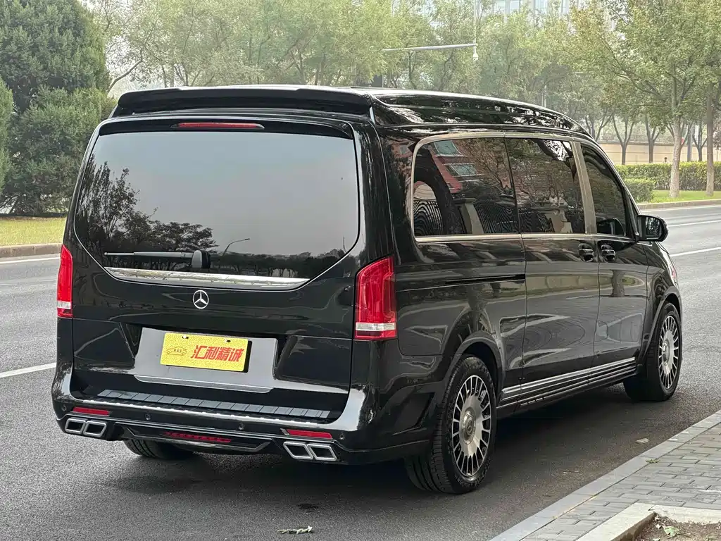 MERCEDES-BENZ V CLASS