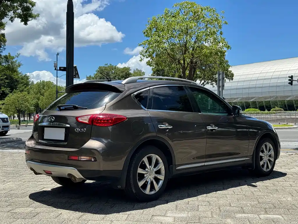 Infiniti QX50 — миниатюра 4