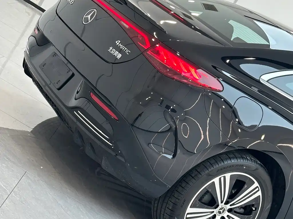 Mercedes-Benz EQE — миниатюра 8