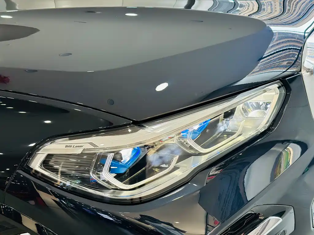 BMW X5 — миниатюра 11