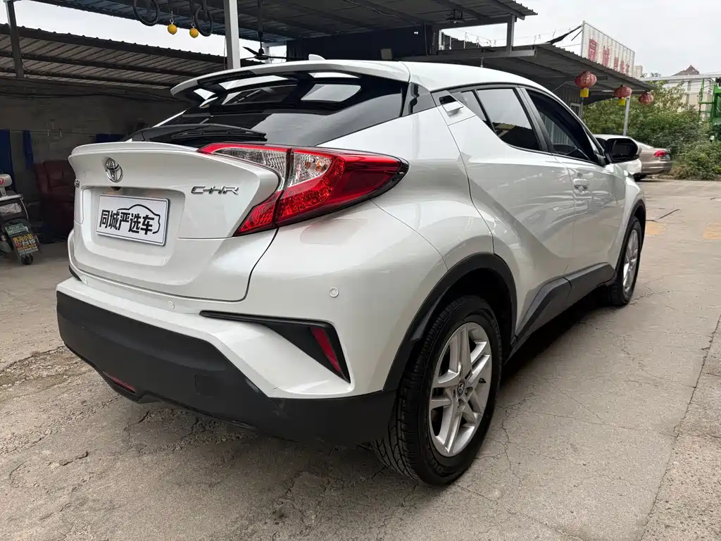 Toyota C-HR — миниатюра 4
