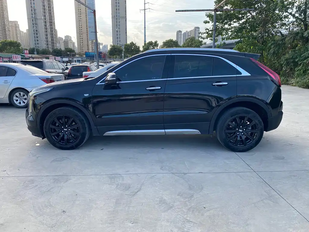 Cadillac XT4 — миниатюра 3