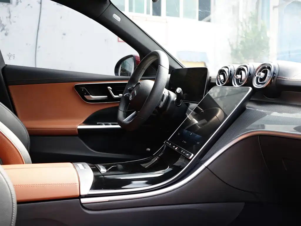 Mercedes-Benz C-Class — миниатюра 9
