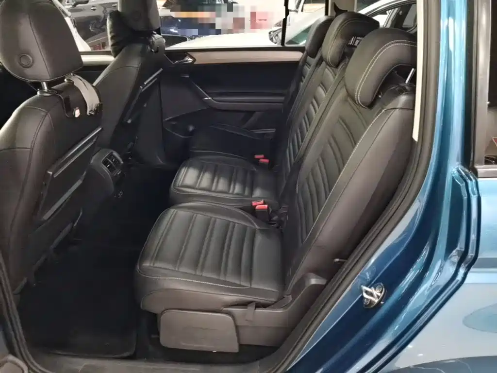 Volkswagen Touran — миниатюра 17