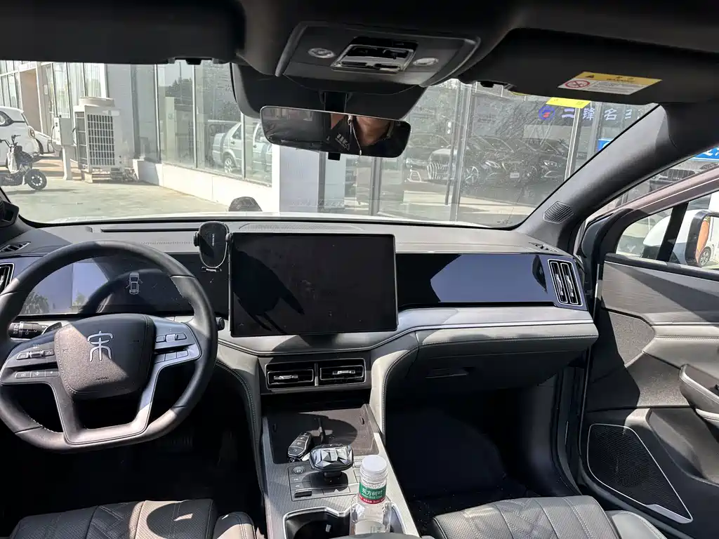 BYD L DM-i — миниатюра 9