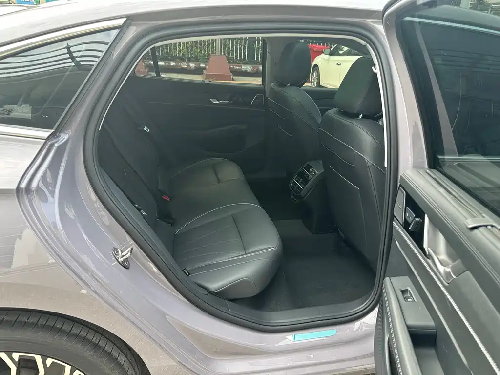 Volkswagen Passat — миниатюра 17