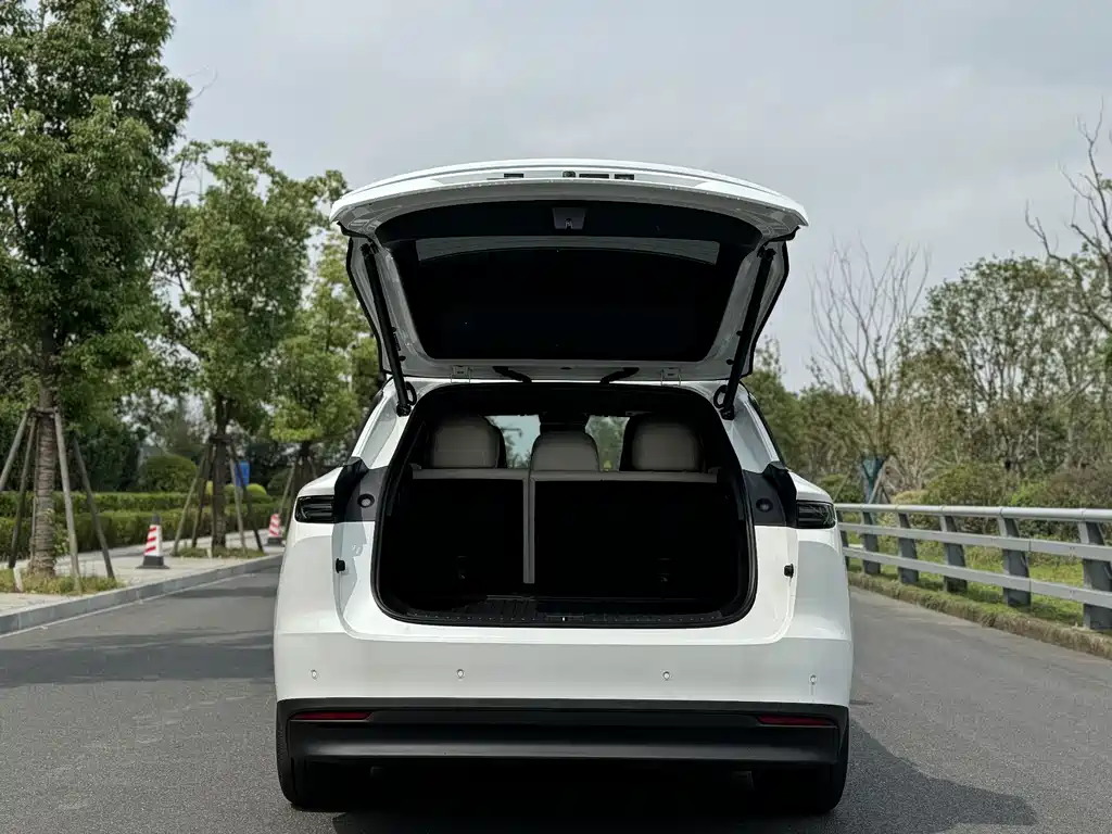 Li Auto Li i6 — миниатюра 21