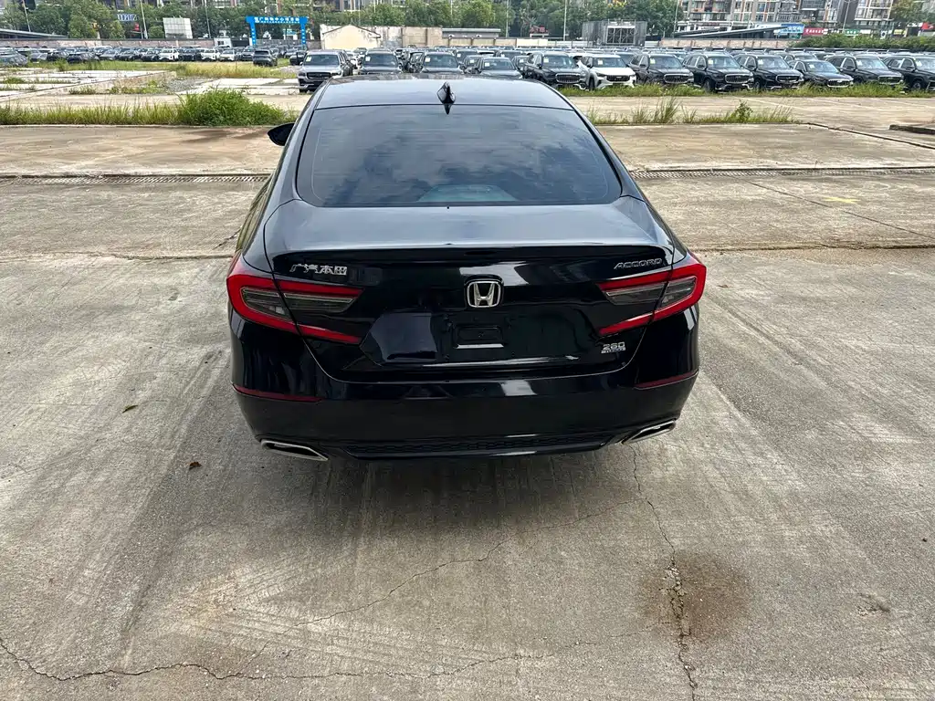 Honda Accord — миниатюра 5