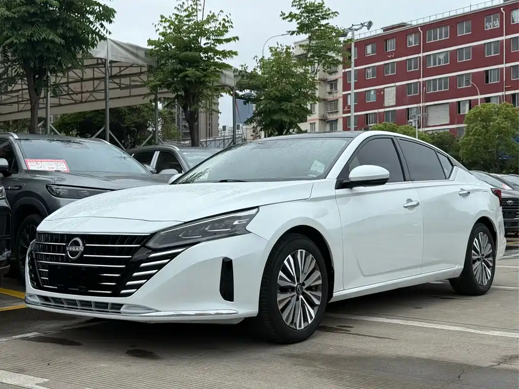 Nissan Teana — миниатюра 3