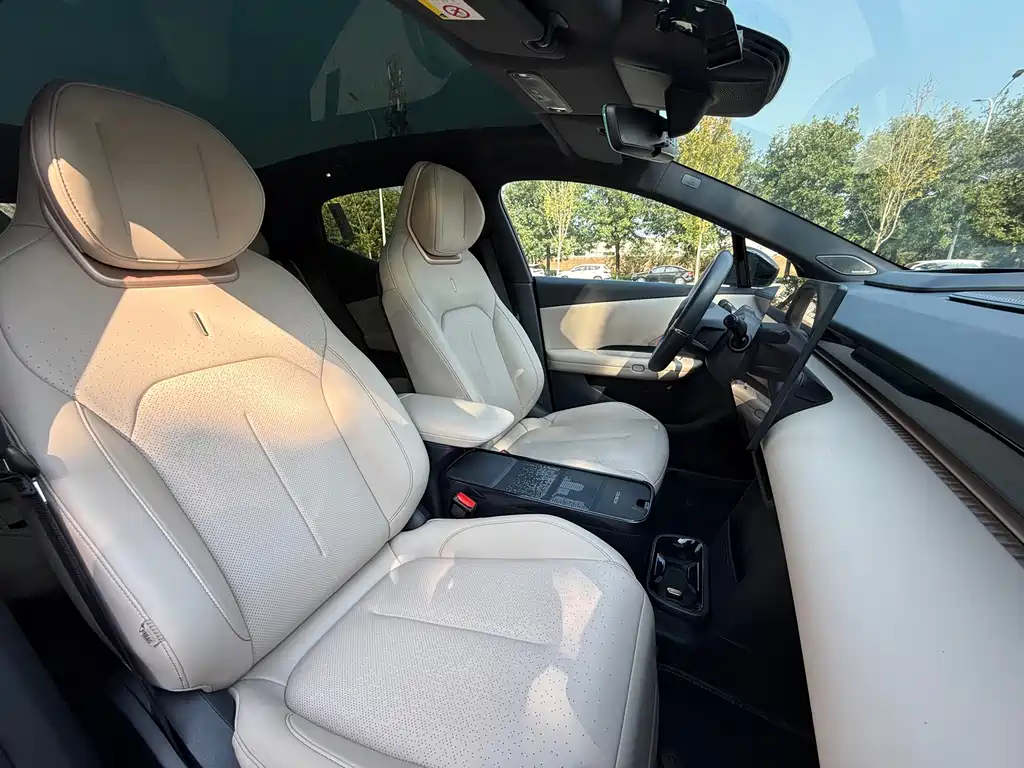 Lynk & Co Z20 — миниатюра 13