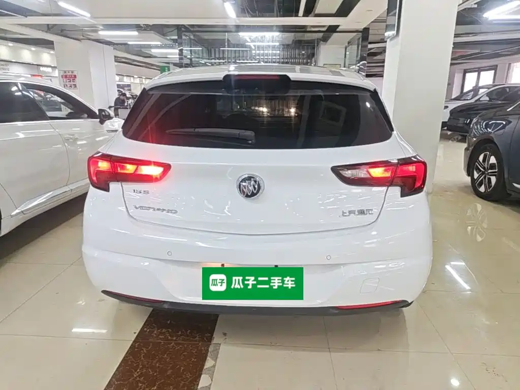 Buick Verano — миниатюра 6