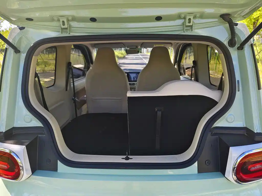 Wuling MINIEV — миниатюра 15