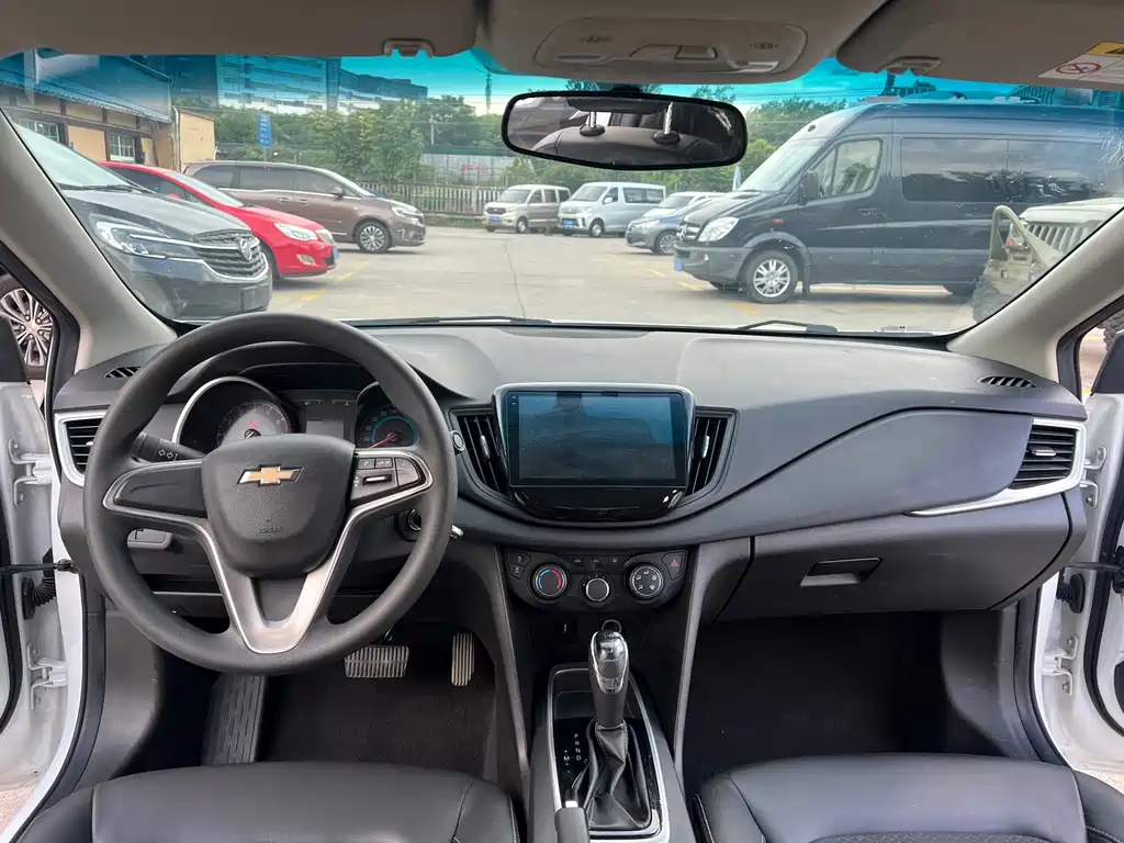 Chevrolet Cavalier — миниатюра 6