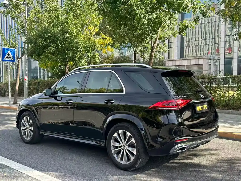 Mercedes-Benz GLE (Import) — миниатюра 5