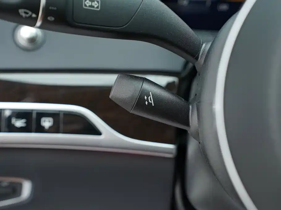Mercedes-Benz S-Class — миниатюра 12